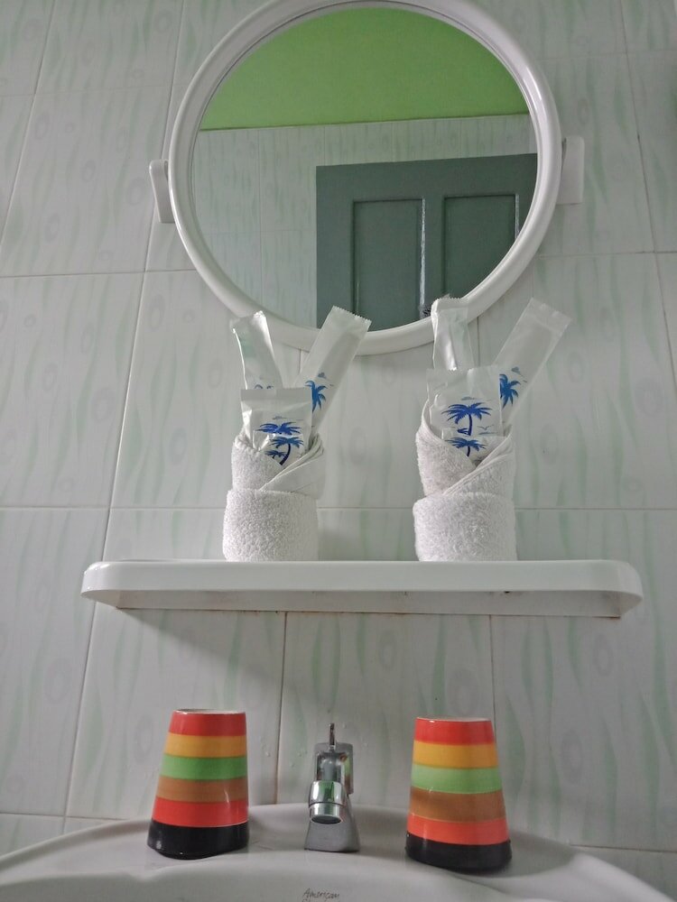 Фото Nay Chi Linn Hotel