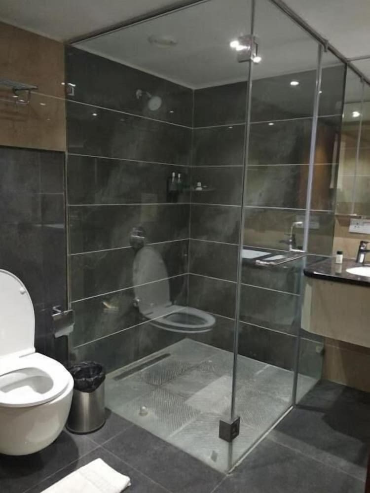 Фото Kyriad Hotel Nashik