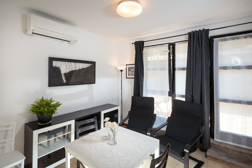 Фото Nice Cozy Apartments C52