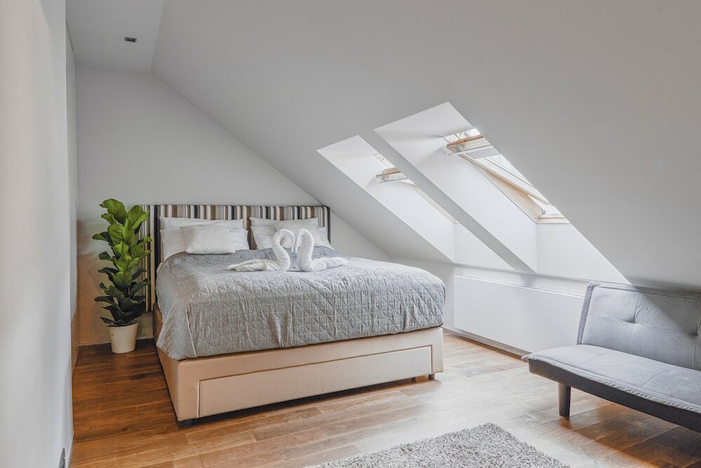 Фото Luxury Apartment in Centre