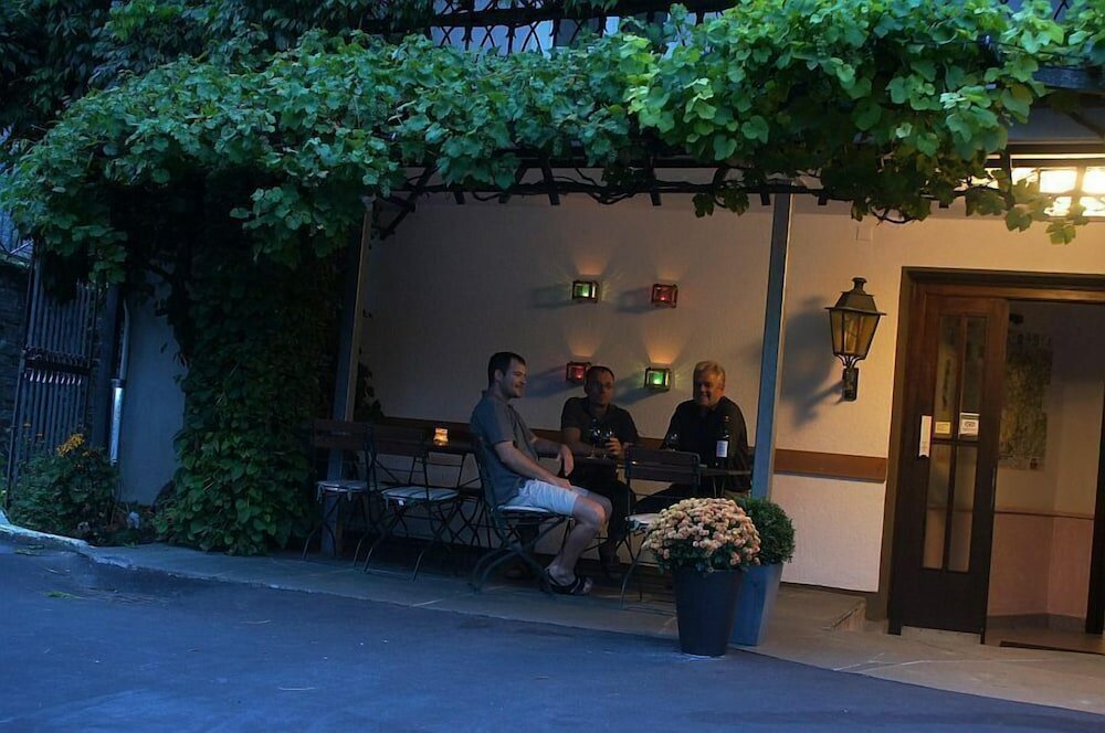 Фото Hotel Rosenhaus Garni