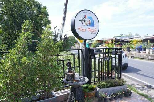 Хостел Near Beach Hostel - Adults Only