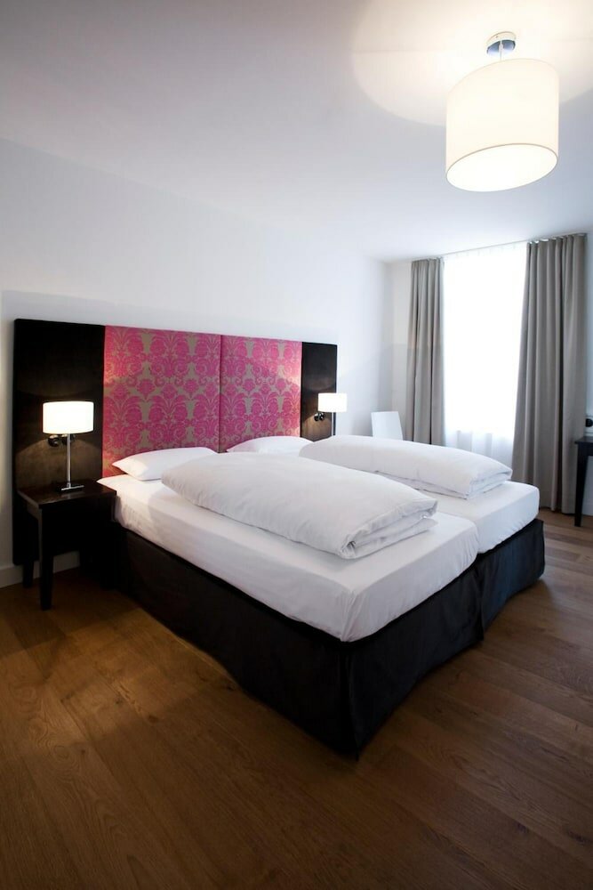 Фото Hotel Schwarzwälder Hof