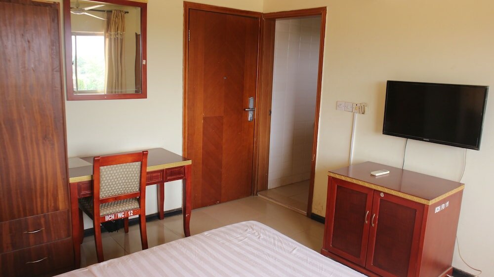 Фото Bigiza Court Hotel