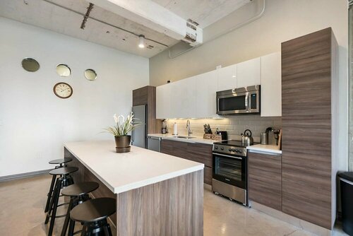 Гостиница Downtown Dallas Gorgeous 3 Bd, Pool & Gym в Далласе