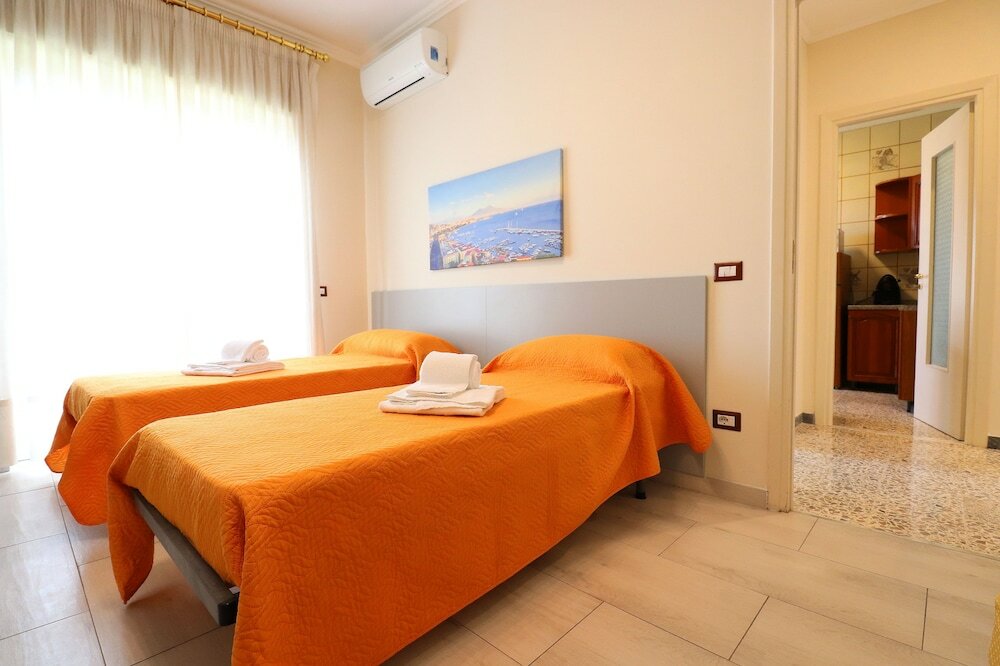 Фото Painter House