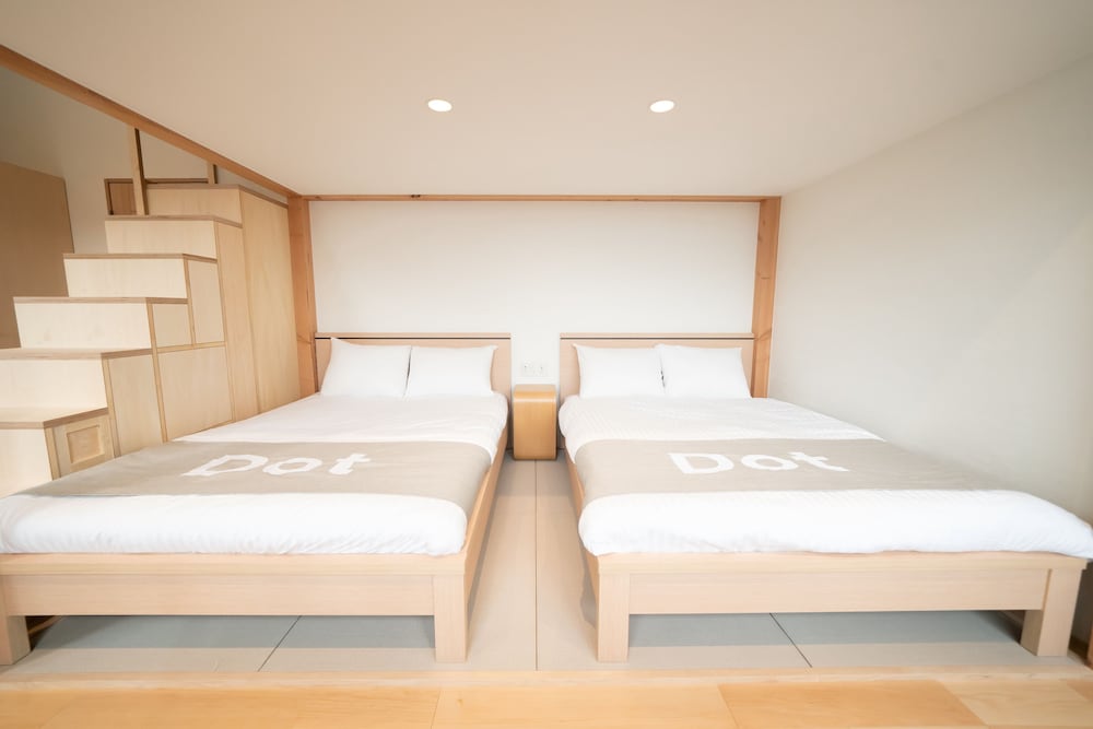 Фото Dot Hostel & Bar