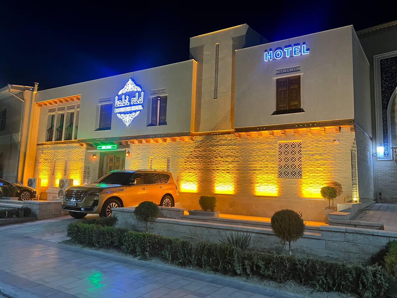 Фото отеля 1