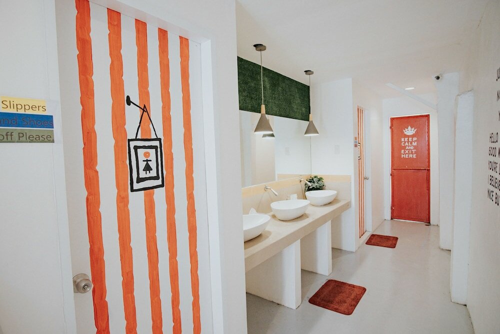 Фото Murals Hostel and Cafe