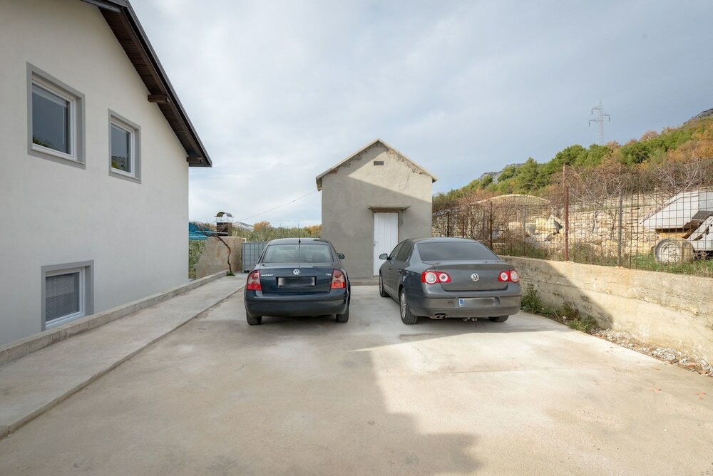 Фото House Boris