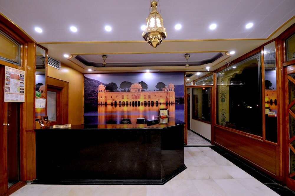 Фото отеля 2