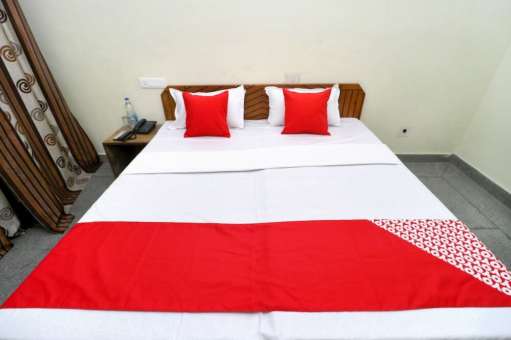 Фото Oyo 29193 Amrit Guest House