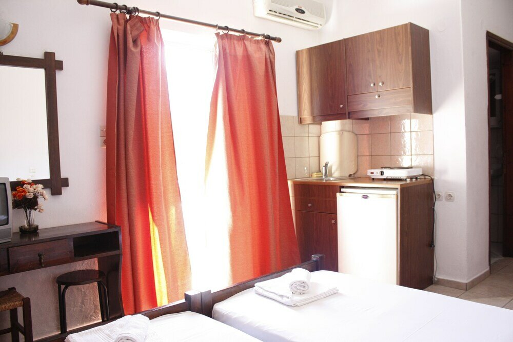 Фото Hotel Elvira