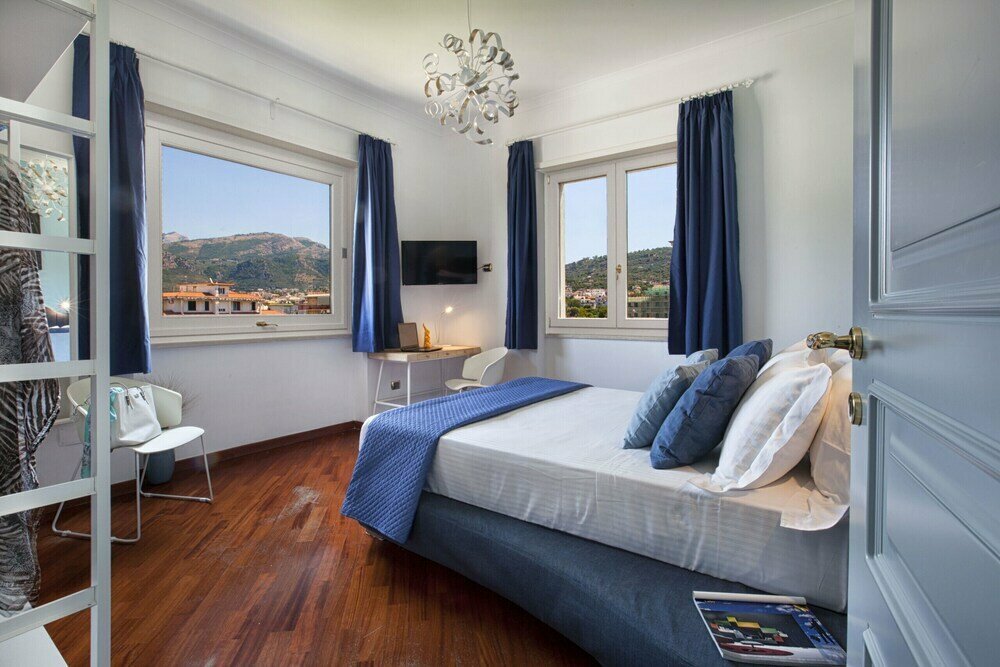 Hotel Alpa Suite, Campania, photo