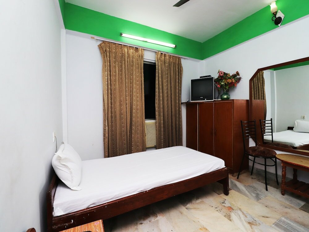 Фото Spot On 43882 Hotel Jeevak International