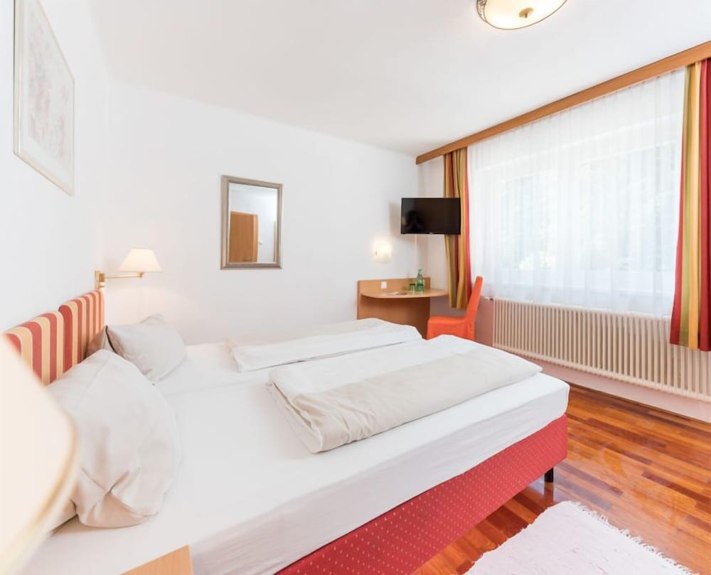 Фото Zur Post & Appartementhaus Kern