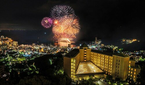 Гостиница Kamenoi Hotel Atami в Атами