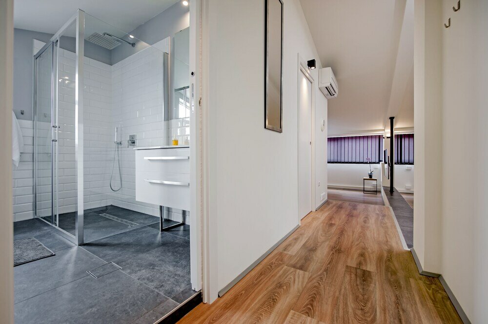 Фото Lakovich Sea View Apartments