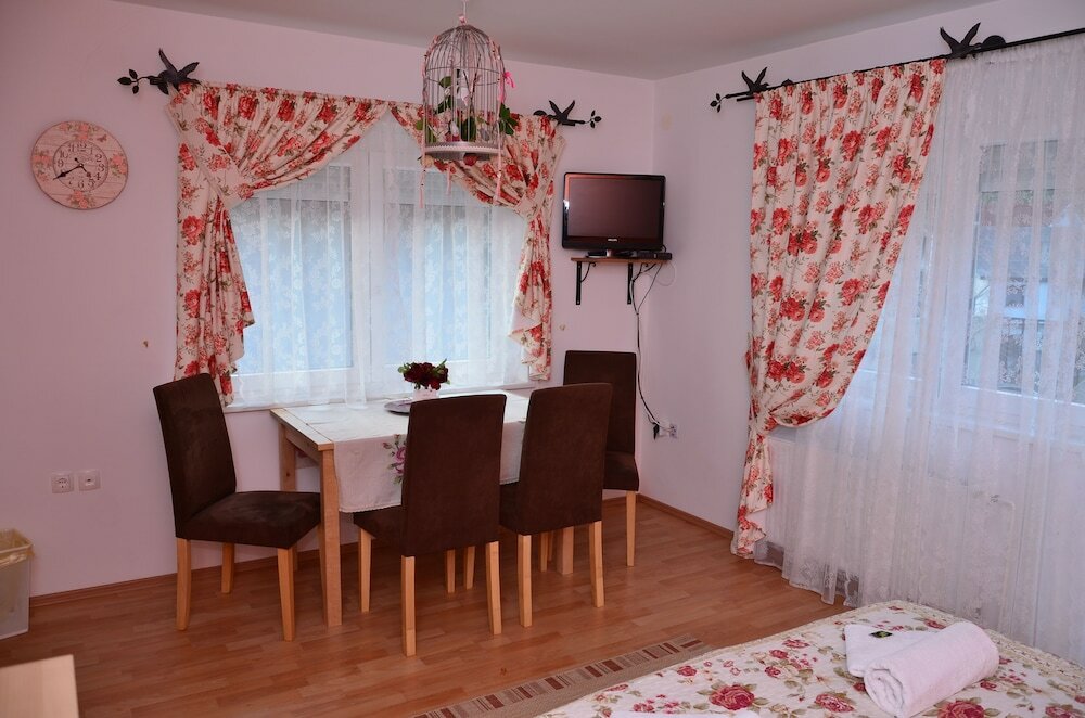 Фото Villa Home & Garden Lasko