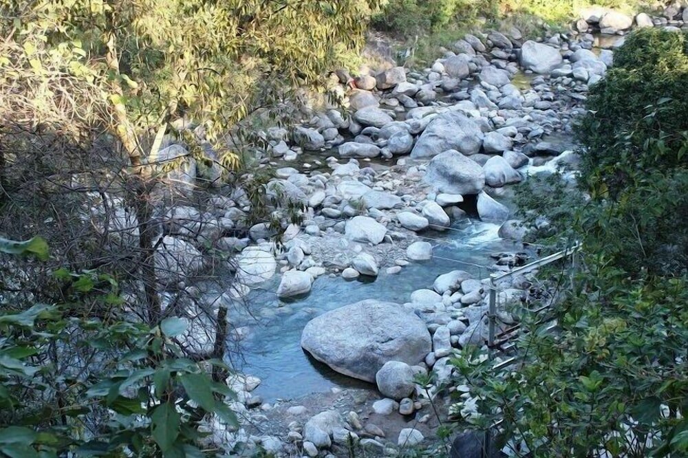 Фото Dev Bhoomi Farms & Cottages