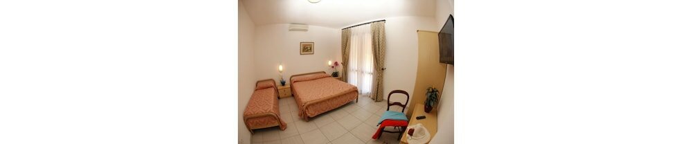 Фото Hotel Lo Scirocco