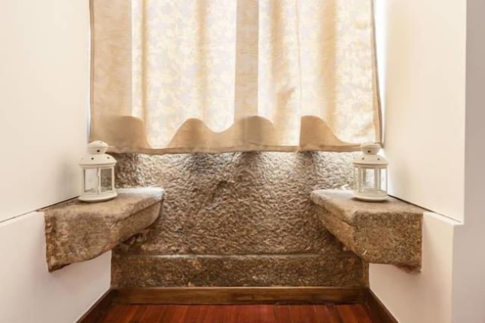 Фото Barnabe Apartment