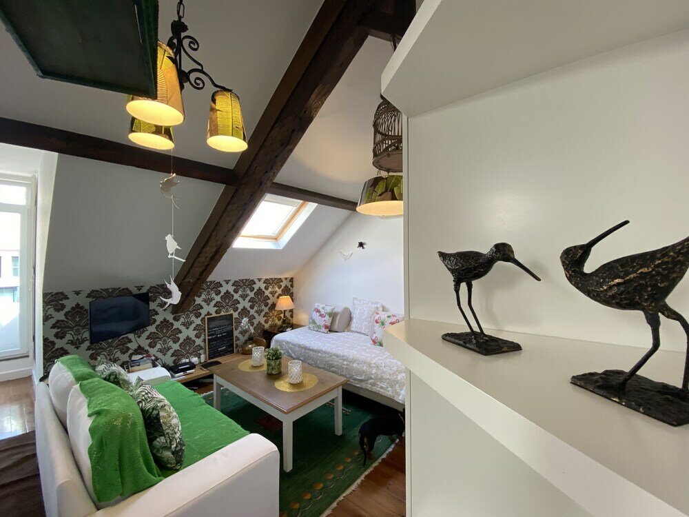 Фото Studios with Mezzanine Rua da Moeda