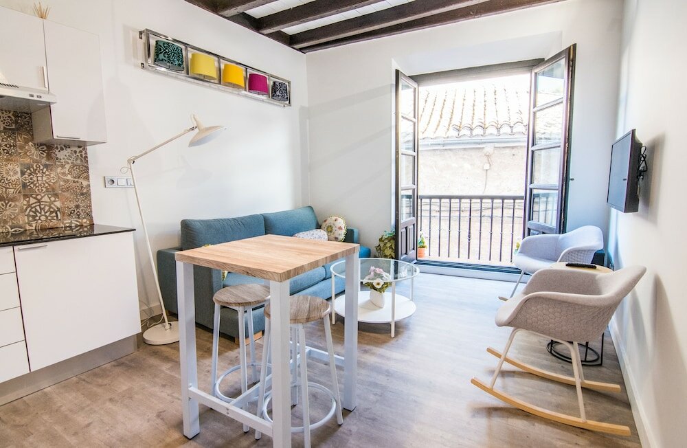 Фото TuGuest Alhambra Apartments