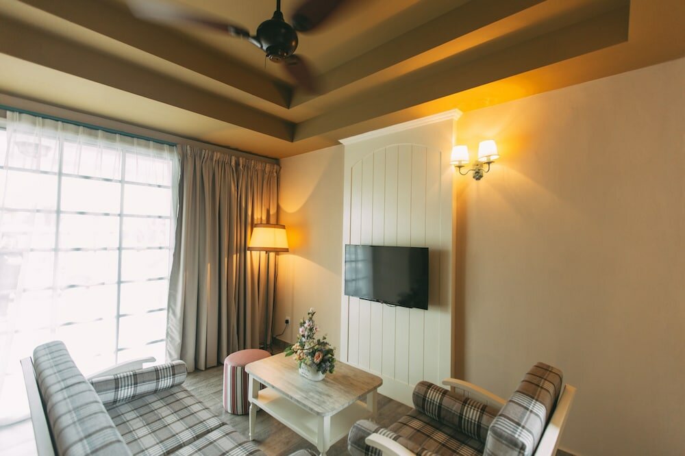 Фото Tasik Villa International Resort