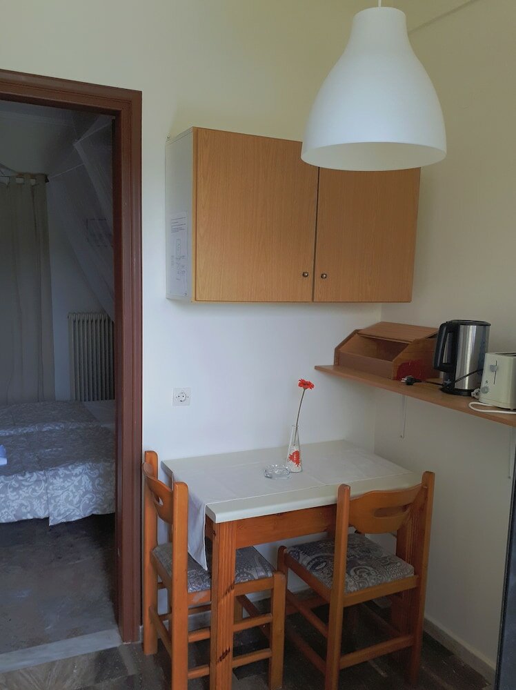 Фото Antzela Apartments