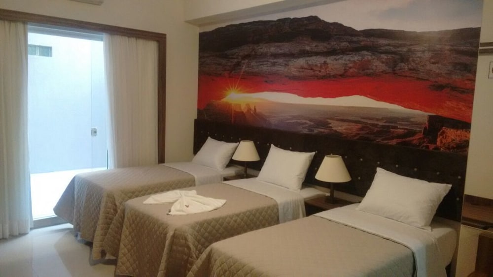 Фото Hotel Horto Plaza