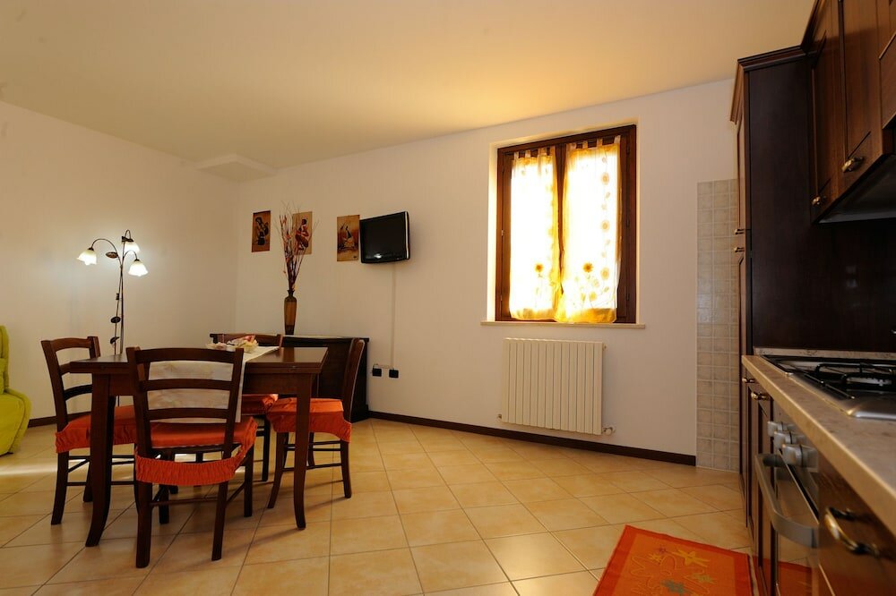 Фото Agriturismo Lustrinu