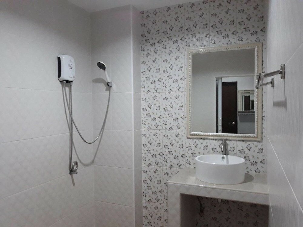 Фото Golden Teak Ville