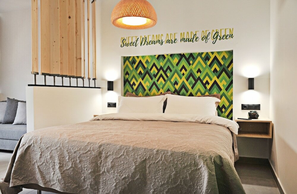 Фото The Athenians Art Apartments