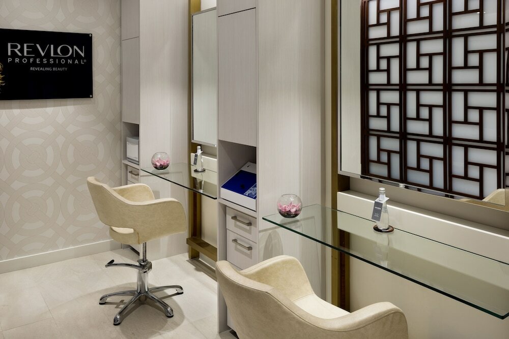 Фото The Hotel Galleria Jeddah, Curio Collection by Hilton