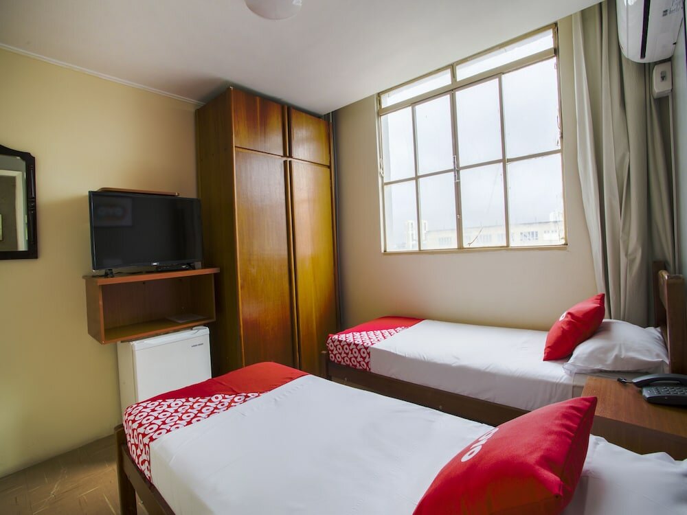 Фото Oyo Hotel La Rocca, Goiânia