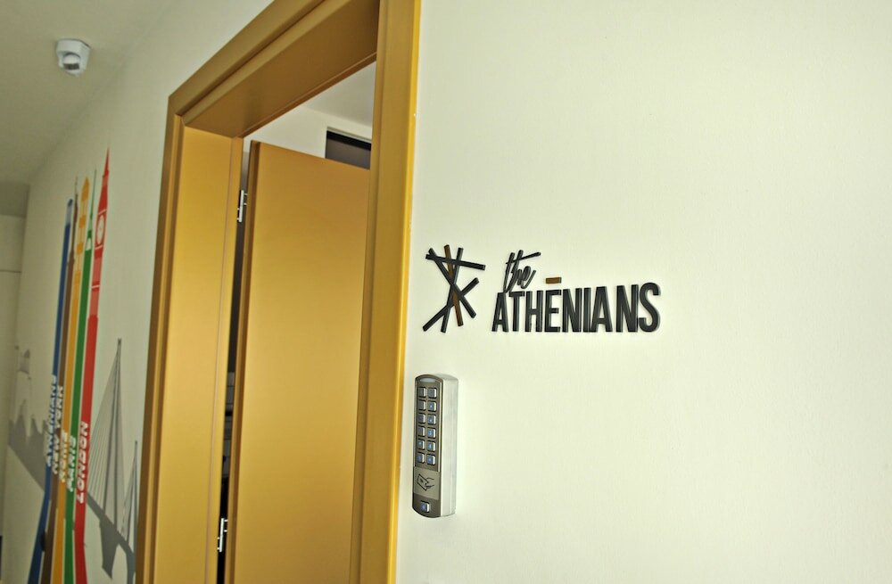 Фото The Athenians Art Apartments