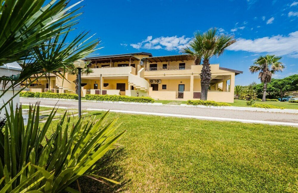 Фото Villaggio Punta Alice Srl