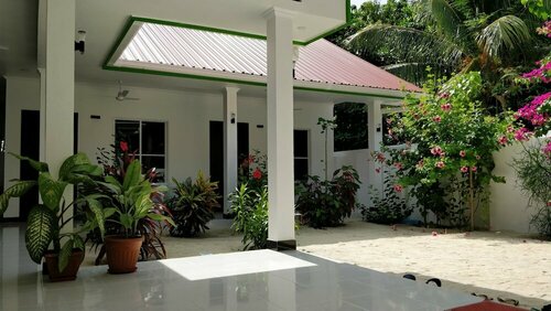 Гостевой дом Athiriveli на Атолле Алиф-Алиф