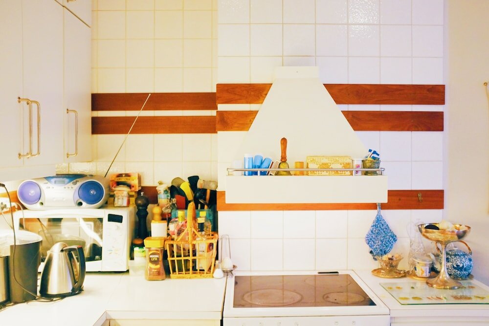 Фото Beautiful, Artistic, Heirloom Apartment