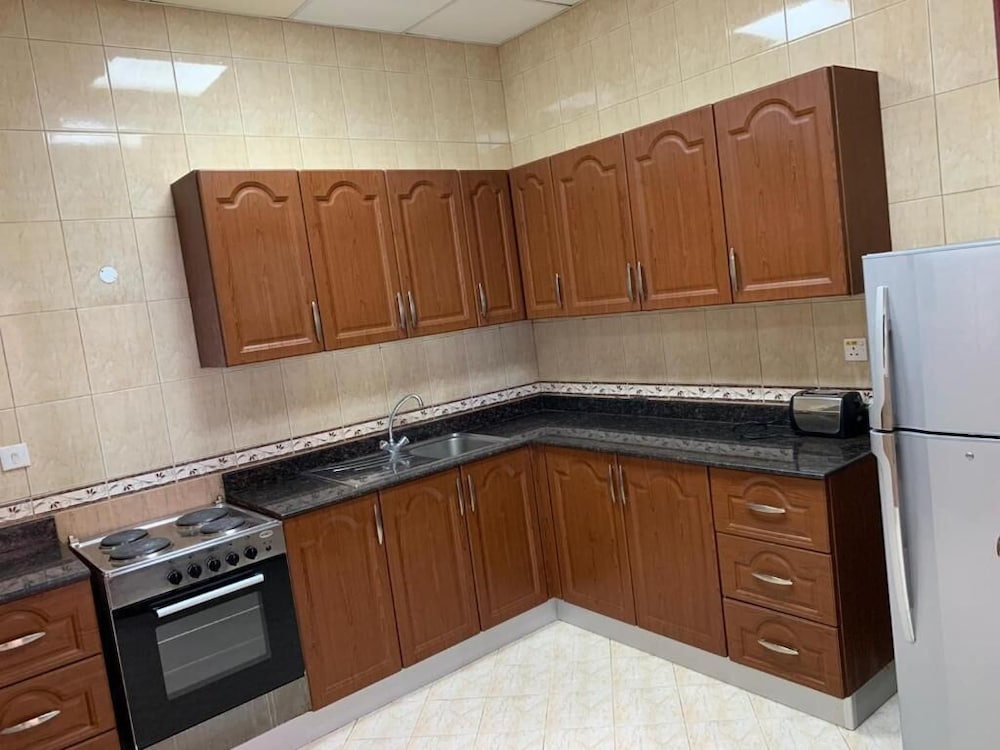 Фото Al Misrea Tower