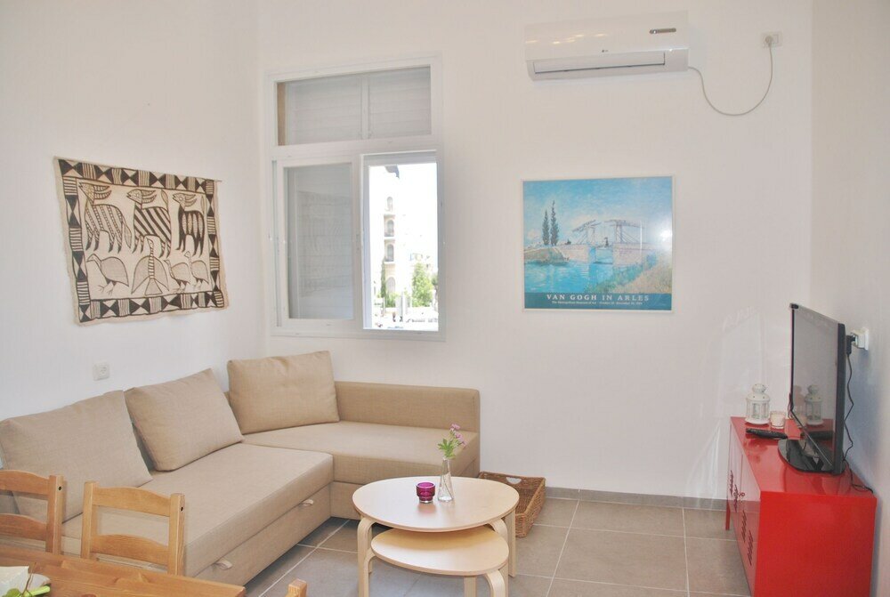 Фото Carmel Apartments