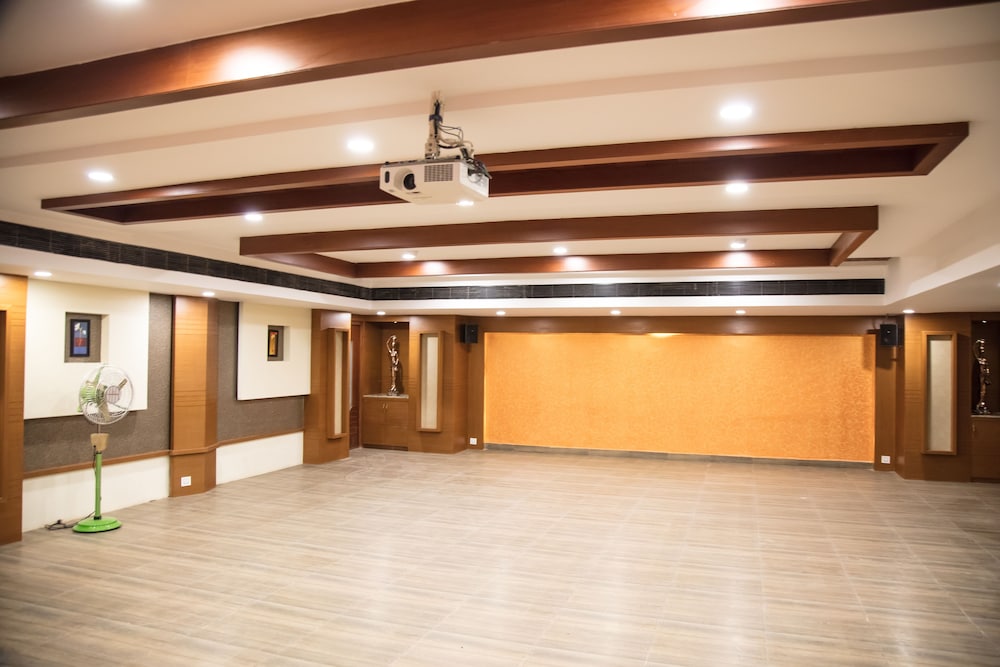 Фото Hotel Shreya