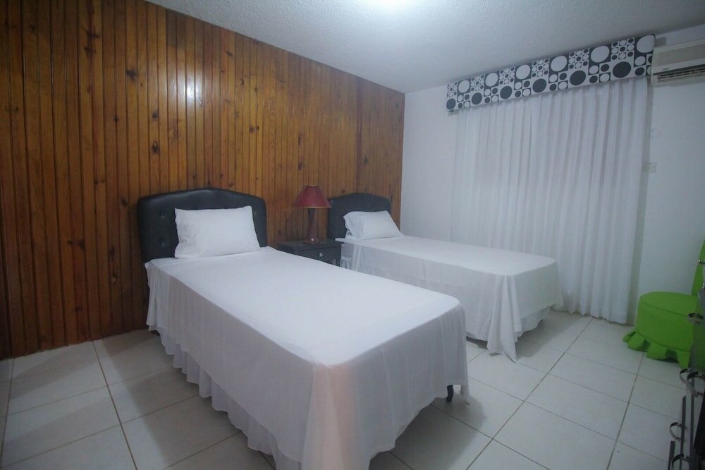 Фото Kenwood Villa