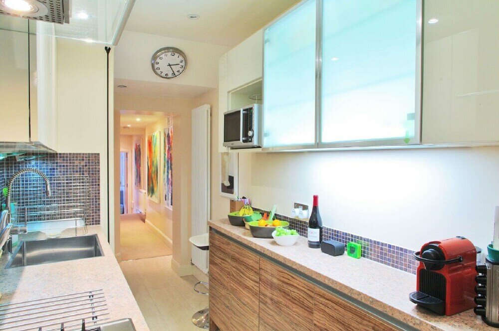 Фото The London Agent Chelsea Finborough