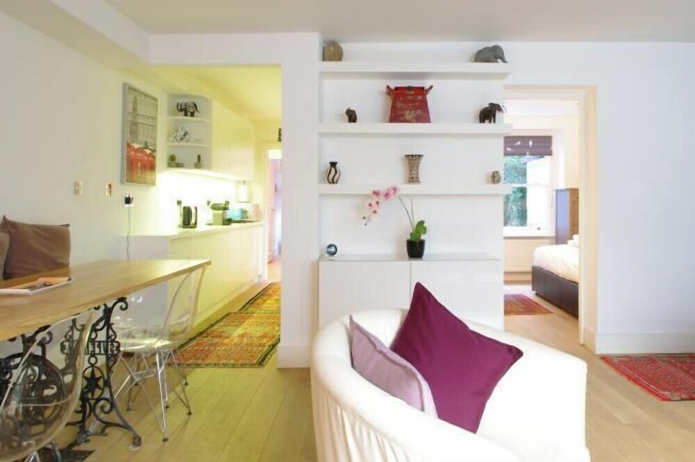 Фото The London Agent Kensington Comeragh