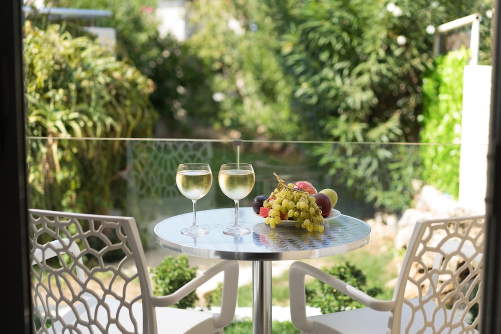 Фото Apollo Apartments