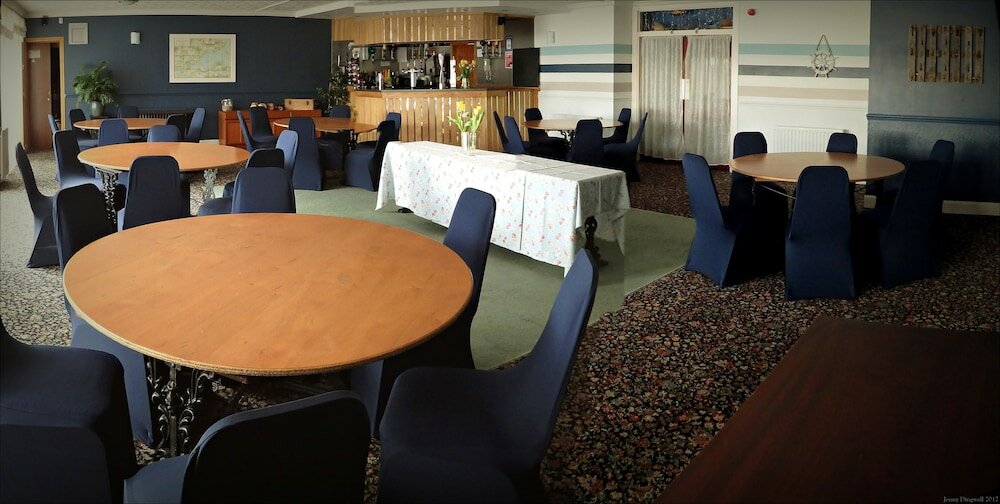 Фото Burntisland Sands Hotel