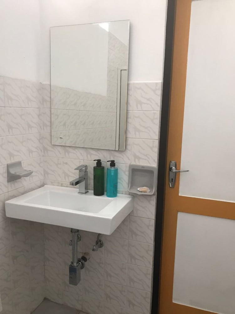 Фото Villa Colombo Five