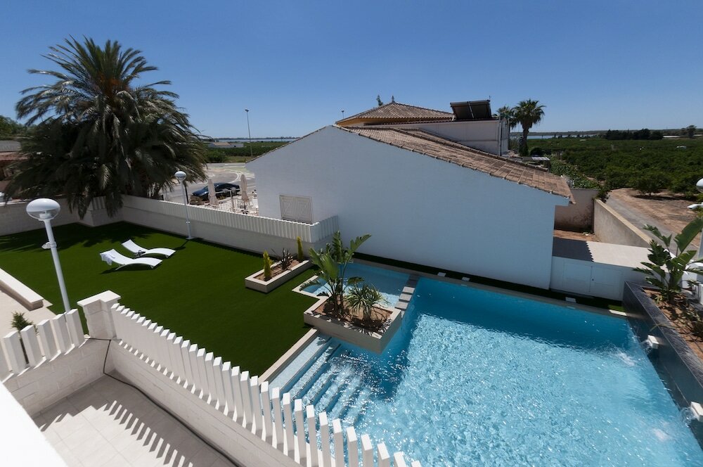 Фото Apartamentos La Laguna